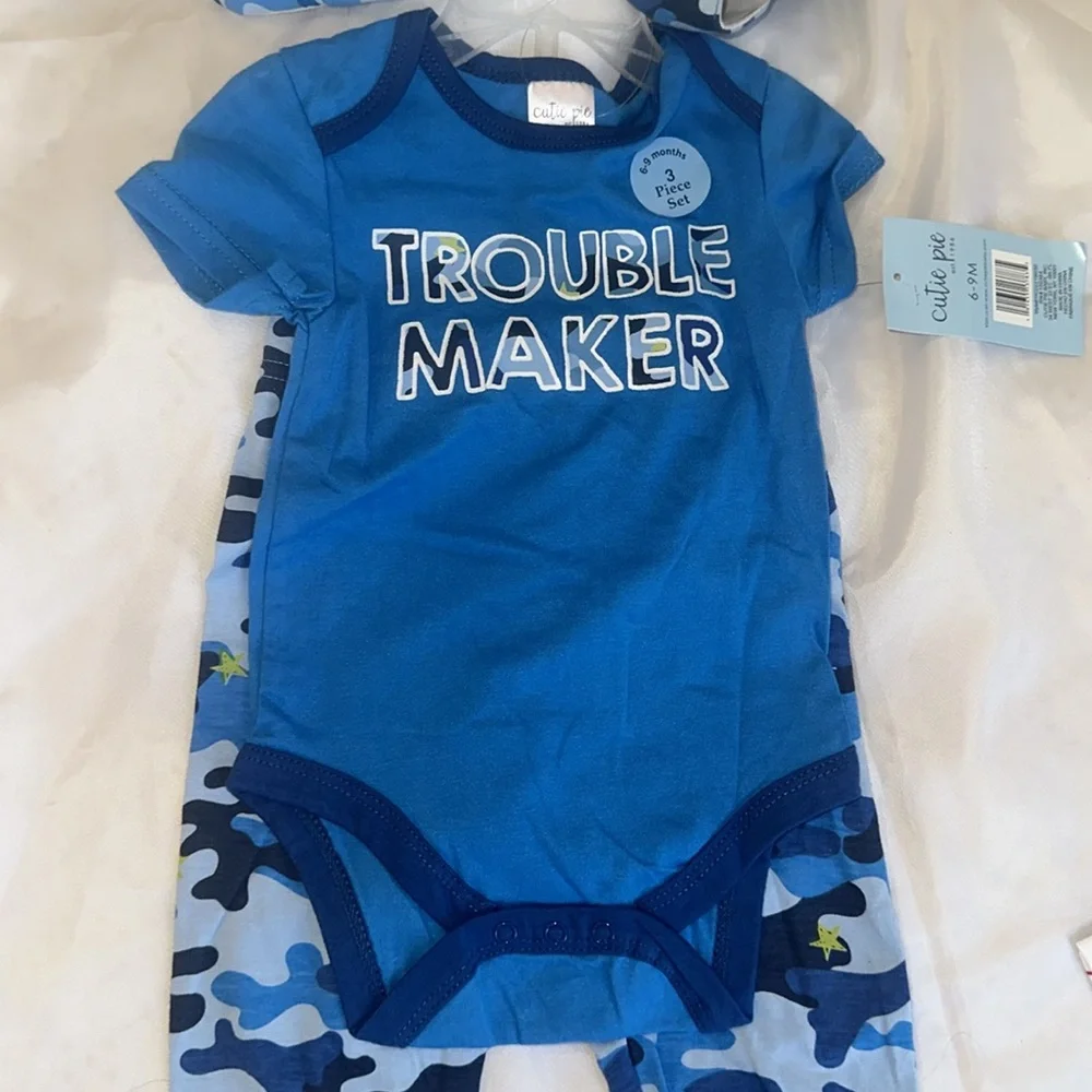 Baby Boy Camo Camouflage Onesie Bodysuit Outfit One Piece 5 Shoe Size 6-9 months